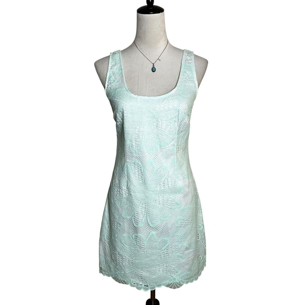 Lilly Pulitzer Lonnie Iridescent Lace Mini Dress 4 | Mint Green Resortwear Prep
